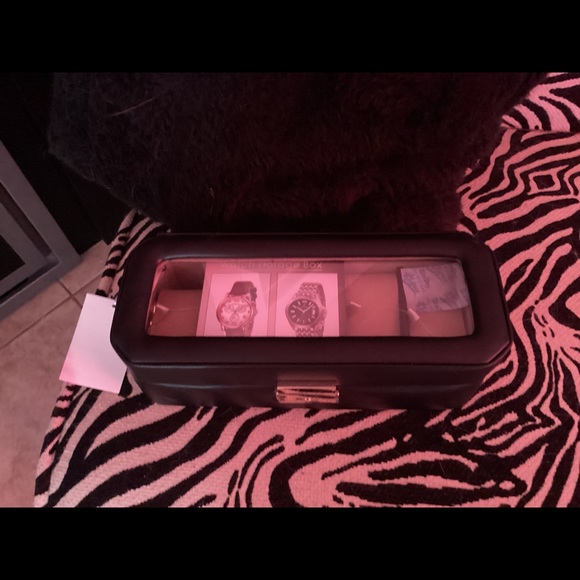 Watch storage box - Picture 2 of 3